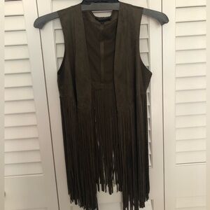 Faux Suede Fringed Sleeveless Vest in Olive